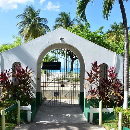 Czar'S Sanctuary- Apt B4 At Sandcastle Ocho Rios Exteriér fotografie